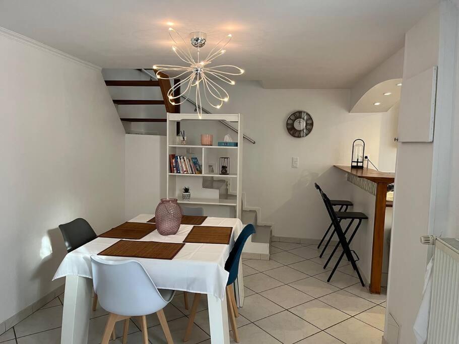 Petite Maison De Ville Au Calme Brie-Comte-Robert Kültér fotó
